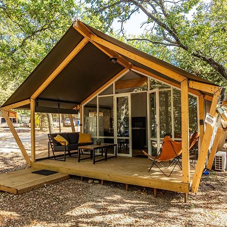Easyatent Camping Porto Sole เวอร์ซาร์ ภายนอก รูปภาพ