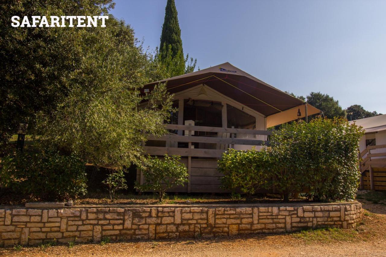 Easyatent Camping Porto Sole เวอร์ซาร์ ภายนอก รูปภาพ
