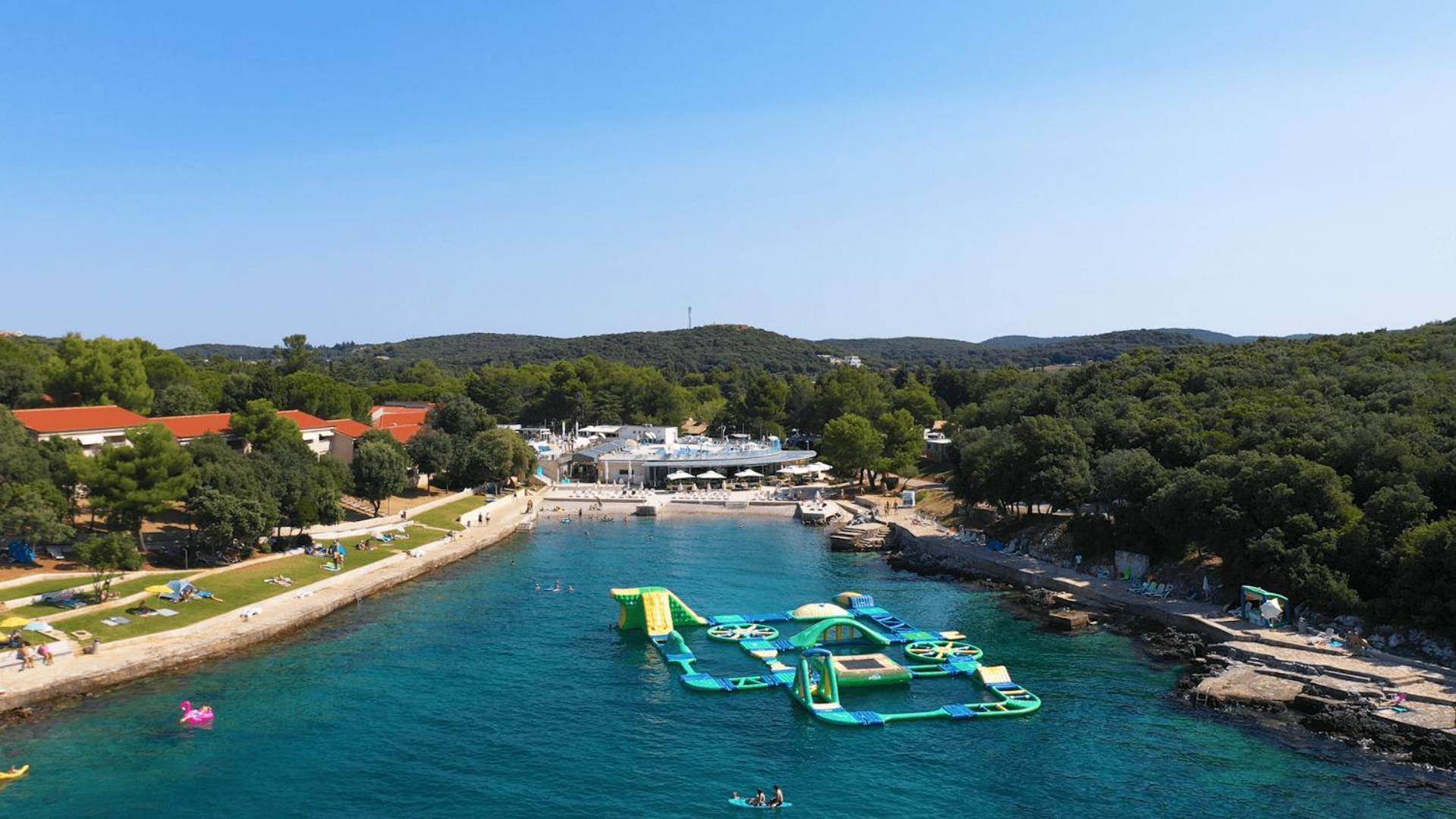 Easyatent Camping Porto Sole เวอร์ซาร์ ภายนอก รูปภาพ