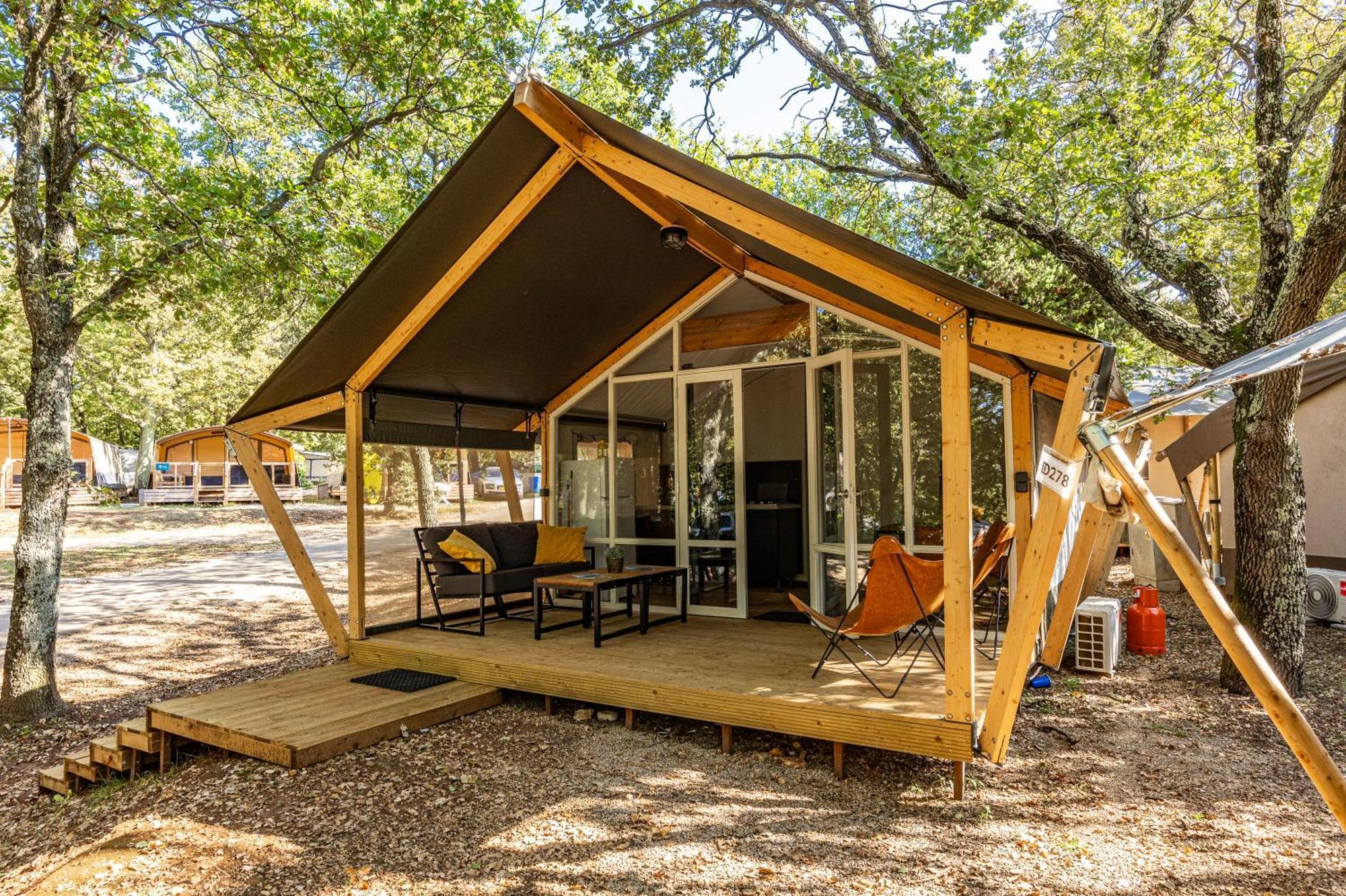 Easyatent Camping Porto Sole เวอร์ซาร์ ภายนอก รูปภาพ